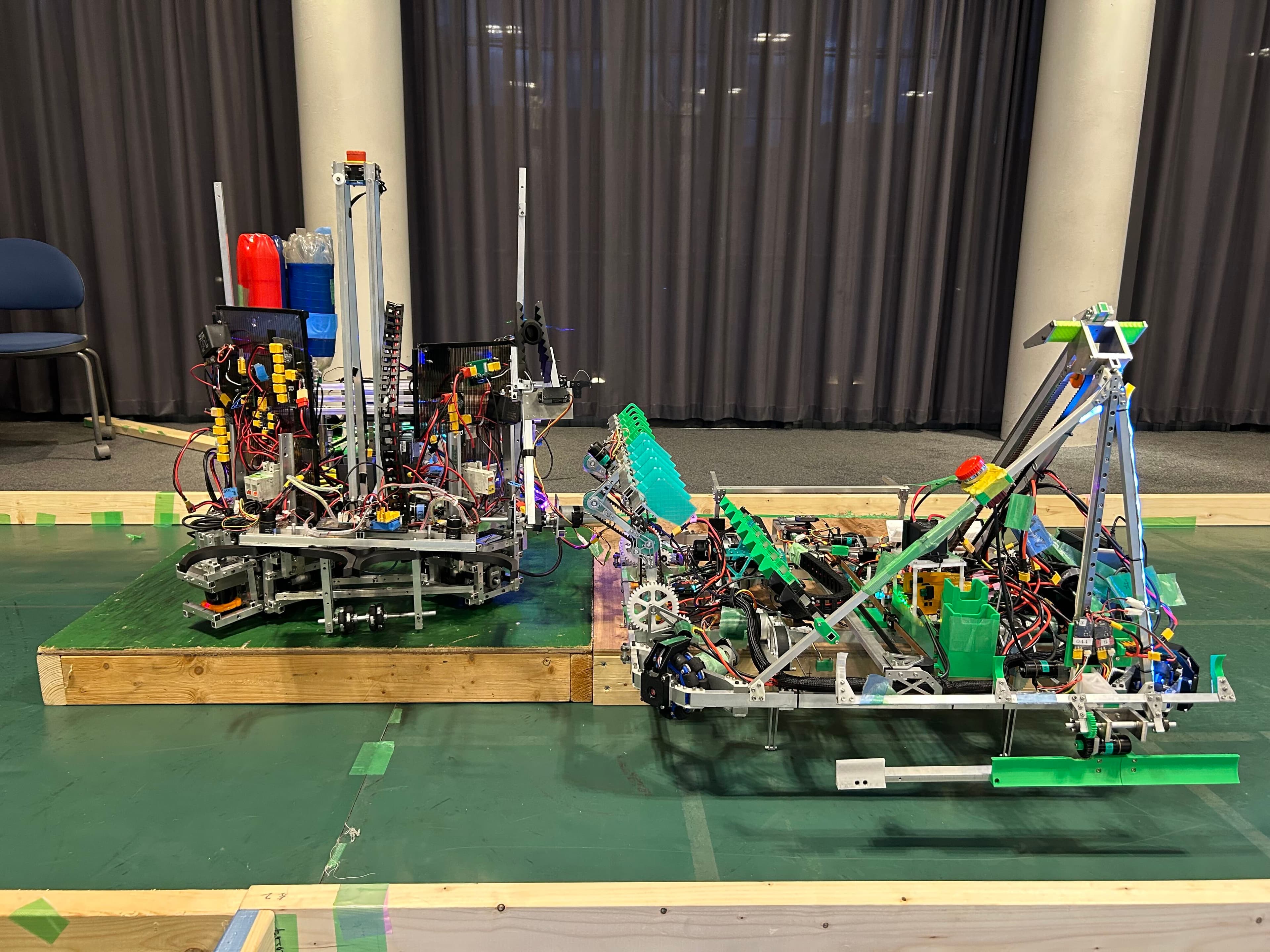 ForteFibreさんとRobohanの機体の写真